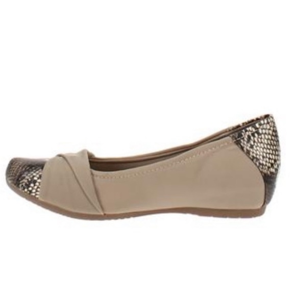 BareTraps Misty Ballet Flats Slip on Snakeskin accents Beige Comfort Shoe NEW - Picture 5 of 8